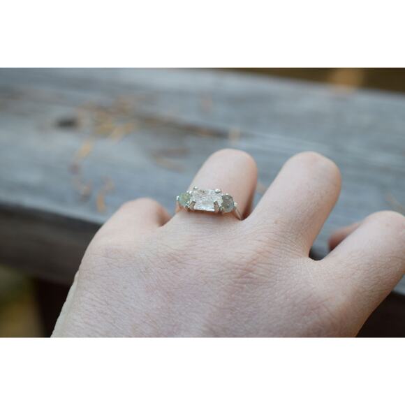 Natural Sapphire Ring, raw sapphire ring, unique sapphire ring, raw gem ring - Picture 2 of 4